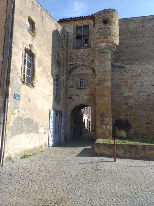 Maison De Ville Vic-le-Comte Luaran gambar