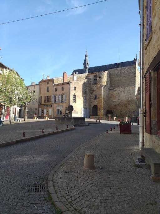 Maison De Ville Vic-le-Comte Luaran gambar