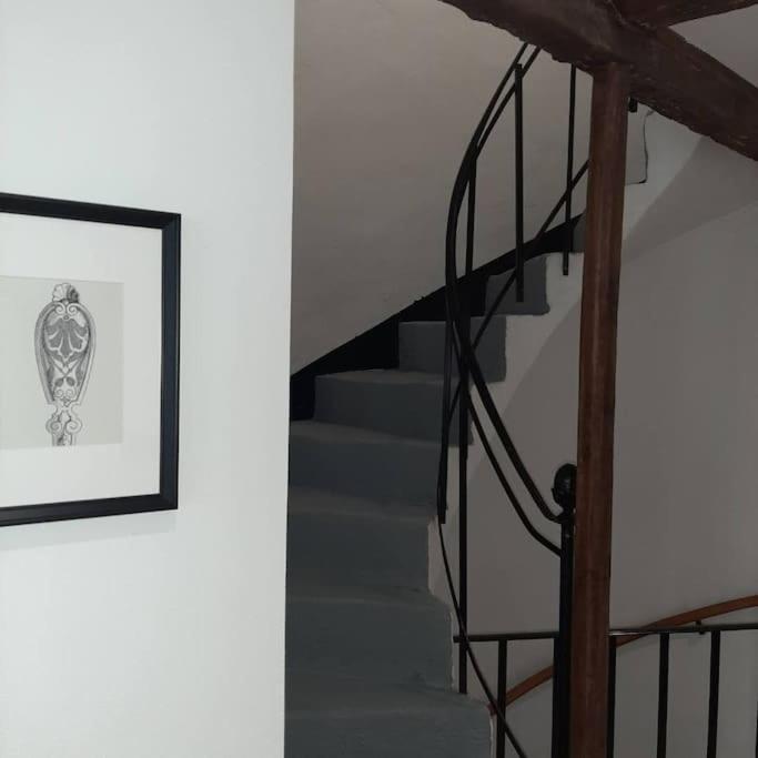 Maison De Ville Vic-le-Comte Luaran gambar